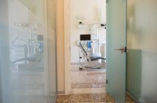 In cosa consiste la sedazione cosciente in implantologia?